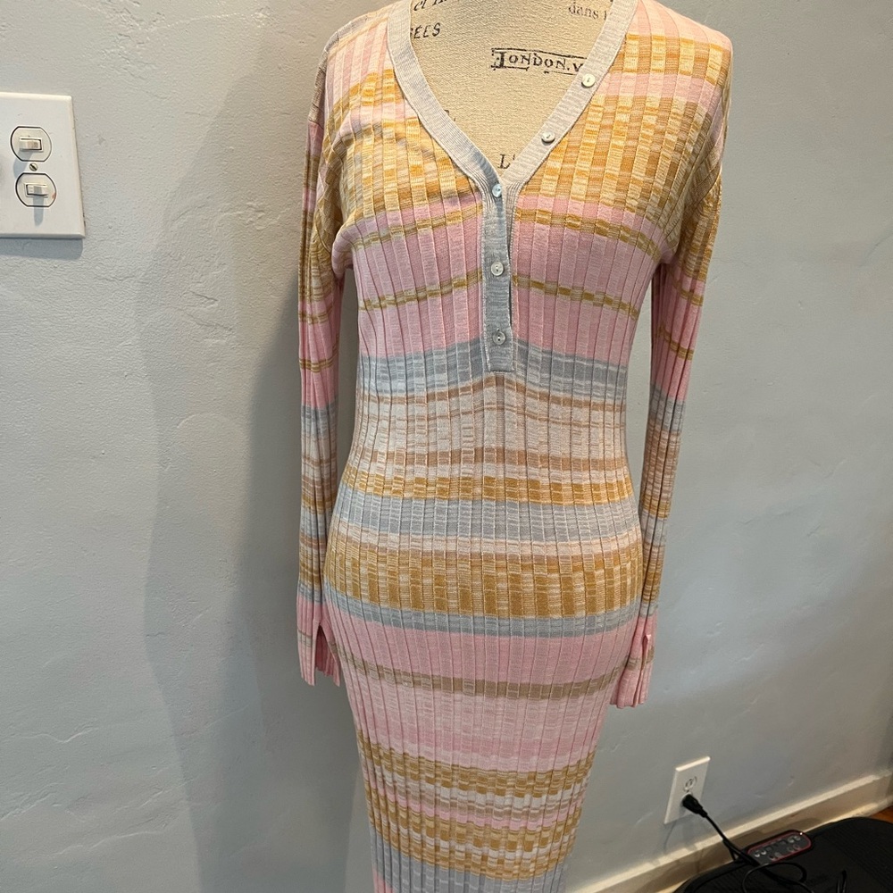 Willow & Wind Dress Size S NWT